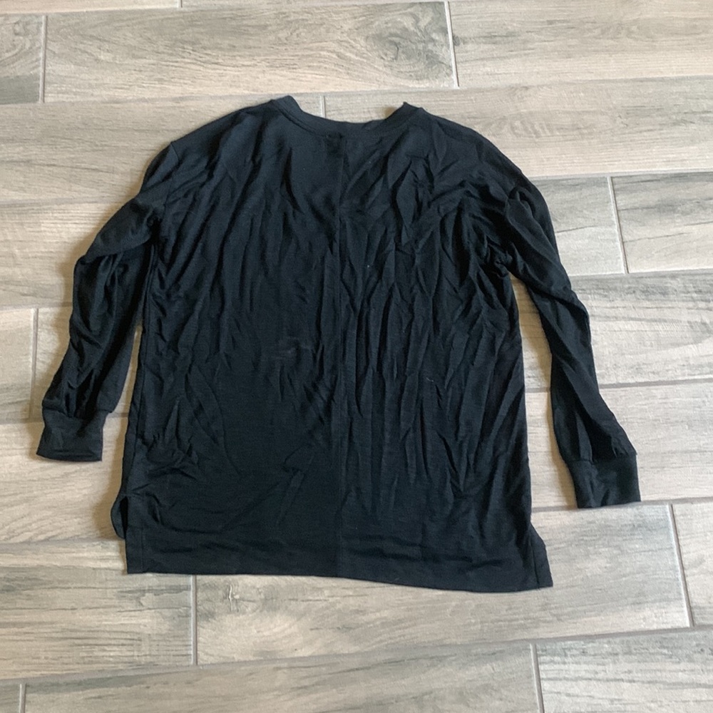 Loft black vneck top - Picture 4 of 5